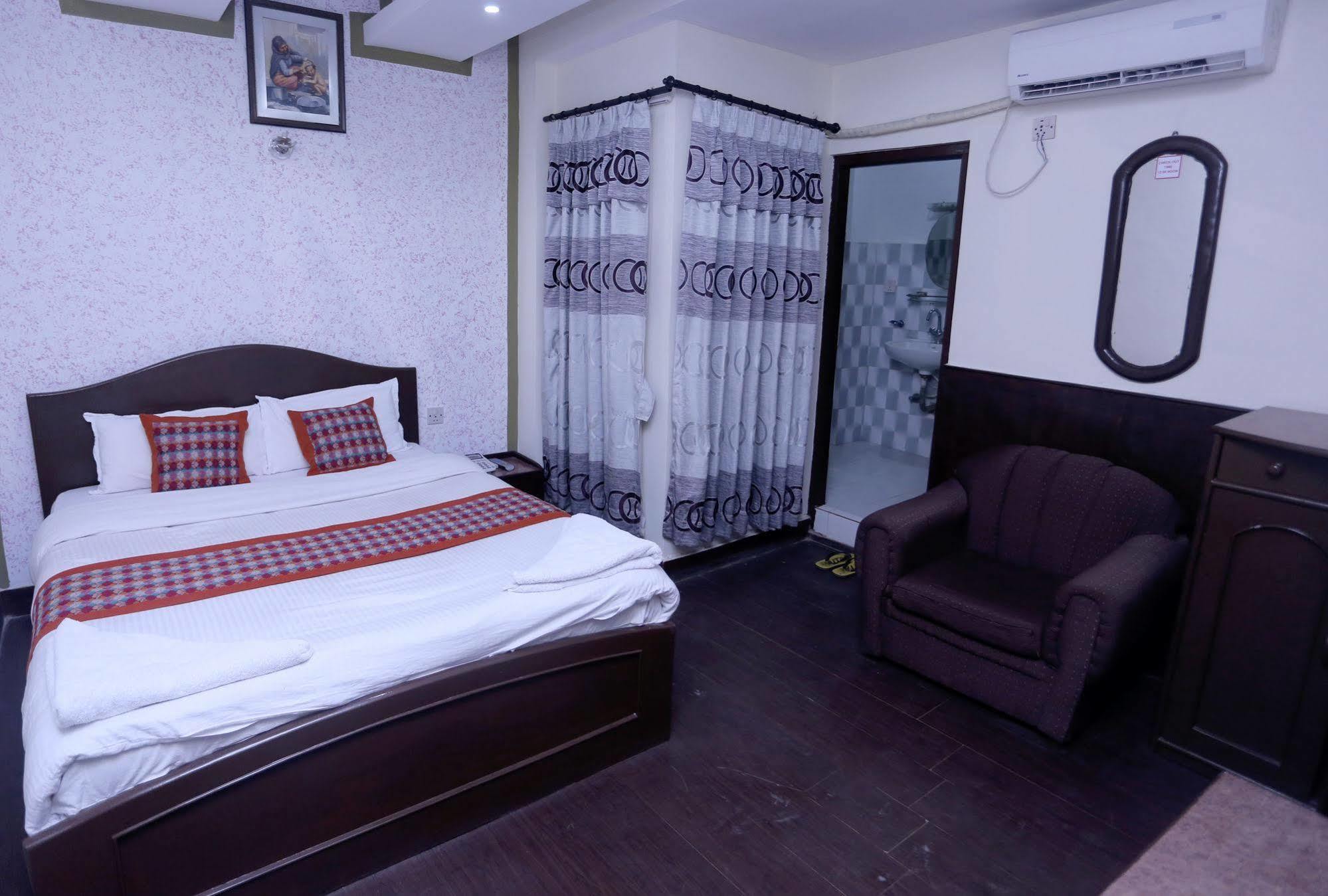 كاتماندو Oyo 153 Aster Hotel Nepal المظهر الخارجي الصورة
