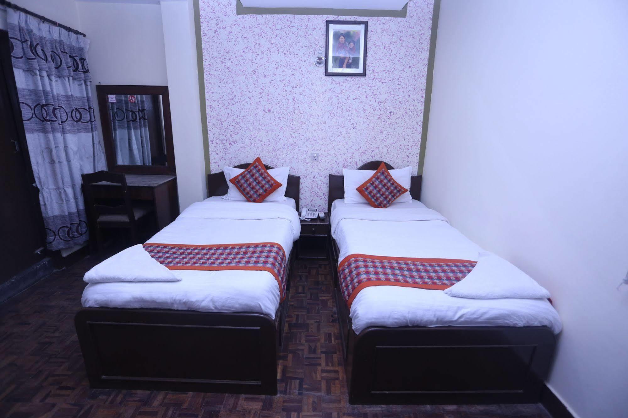 كاتماندو Oyo 153 Aster Hotel Nepal المظهر الخارجي الصورة